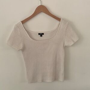 Ribbed Cream Short-Sleeved Knit Top